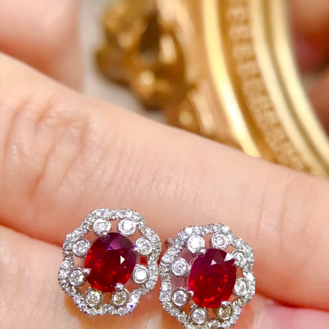 14k Gold 1.72 Ctw Natural Ruby & Diamond Earrings - 3