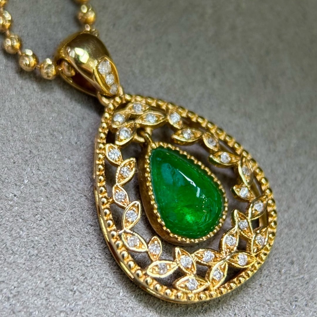 14k Gold 0.92 Ct Natural Emerald & Diamond Pendant( Without Chain ) - 3