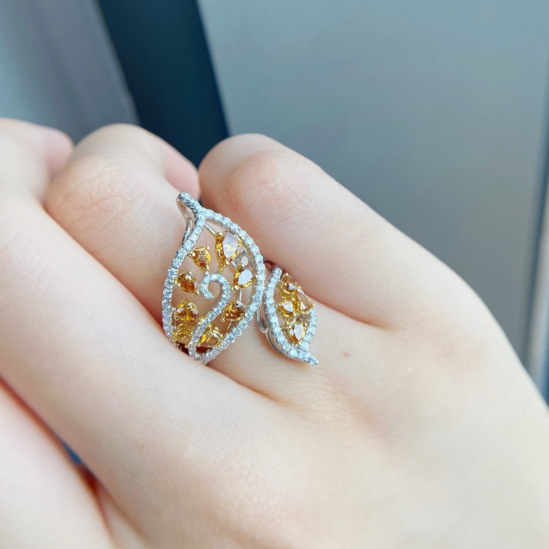 14k Gold 2.20 Ctw Natural Yellow Diamond & Diamond Ring - 4
