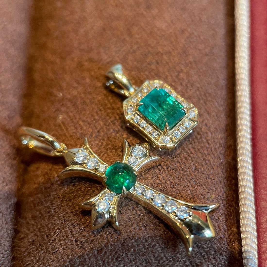 14k Gold 0.6 Ct Natural Emerald & Diamond Pendant( Without Chain ) - 4