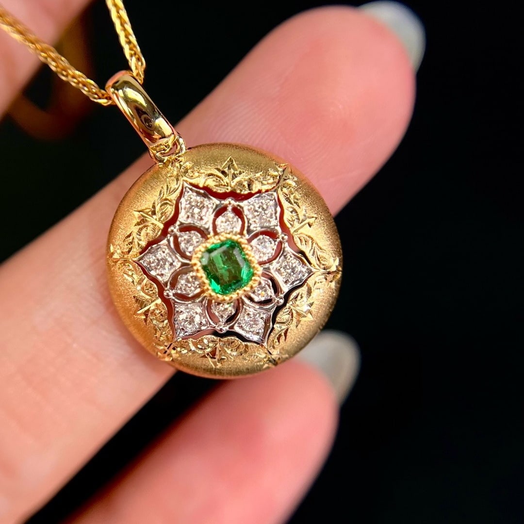 14k Gold 0.33 Ctw Vivid Green Natural Emerald & Diamond Pendant( Without Chain ) - 4