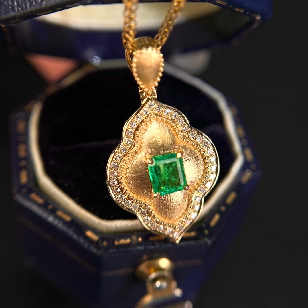14k Gold 0.42 Ctw Vivid Green Natural Emerald & Diamond Pendant( Without Chain ) - 2