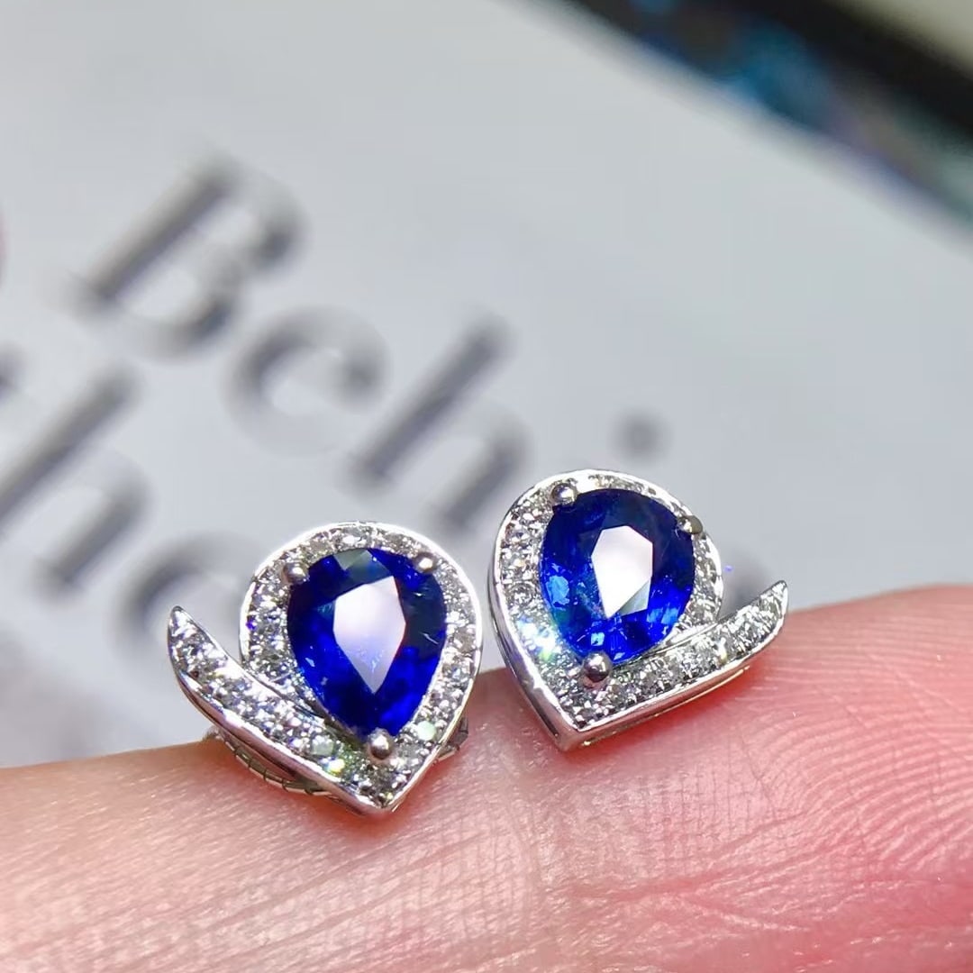14k Gold 1.55 Ctw Natural Sapphire & Diamond Earrings: Ref:231170366 // gold content:14k gold // main gemstone:sapphire // shape:pear // carat weight:1. 35ct // color:blue // treatment:natural // // adjacent gemstone 2 : diamond // shape:round // carat
