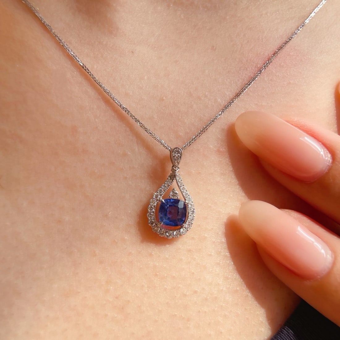 14k Gold 1.2 Ct Natural Sapphire & Diamond Necklace - 3