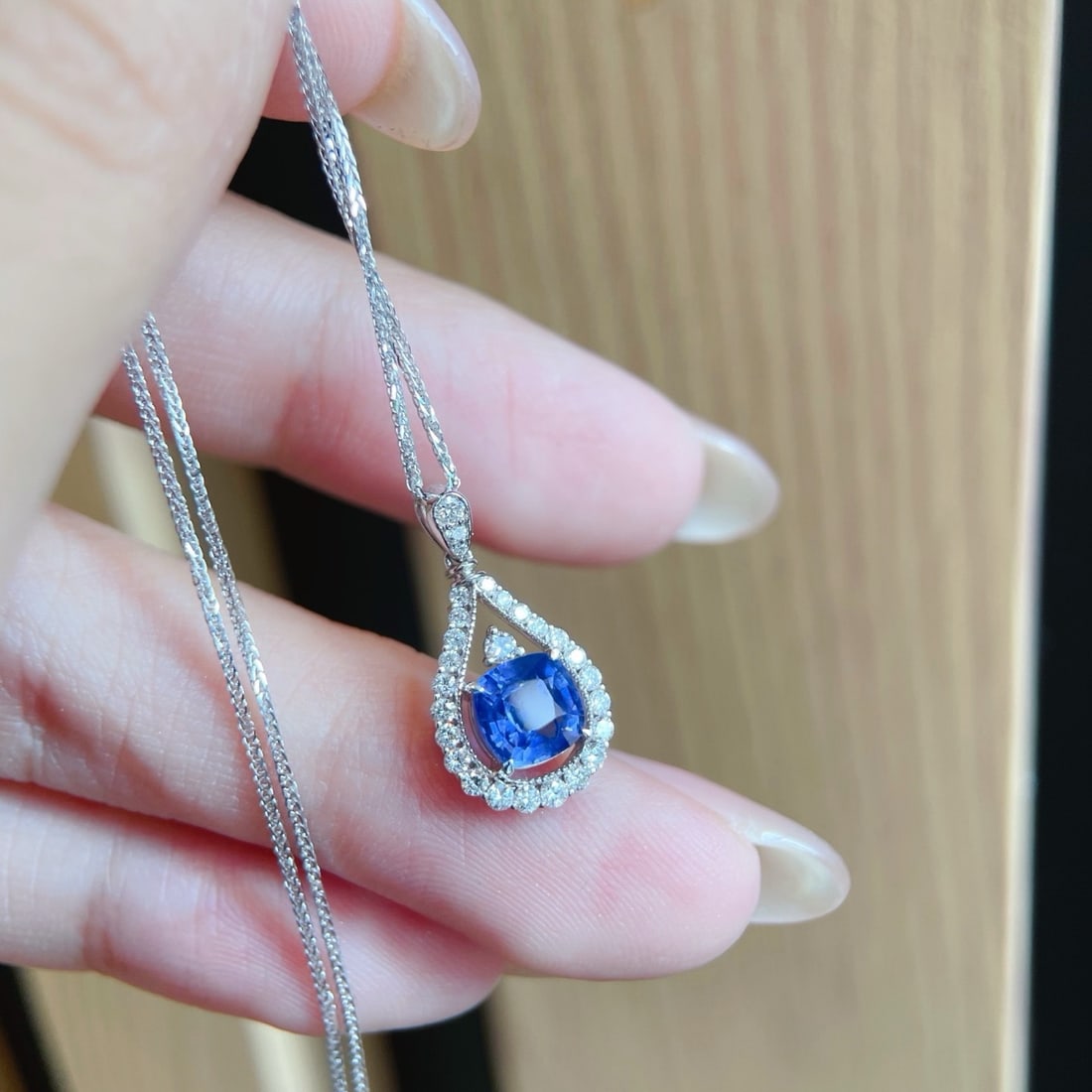 14k Gold 1.2 Ct Natural Sapphire & Diamond Necklace - 4