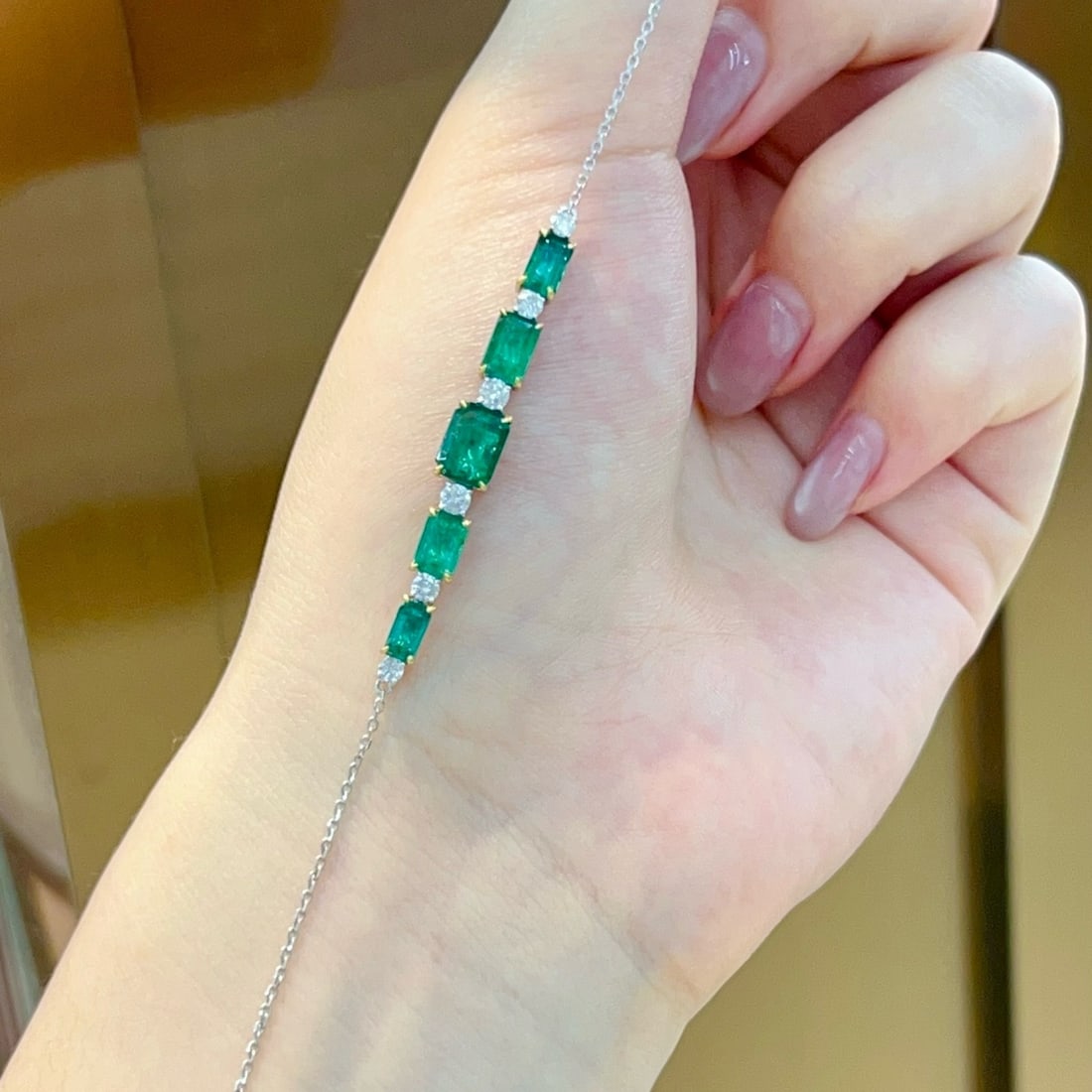 14k Gold 2.3 Ct Natural Emerald & Diamond Bracelet - 3
