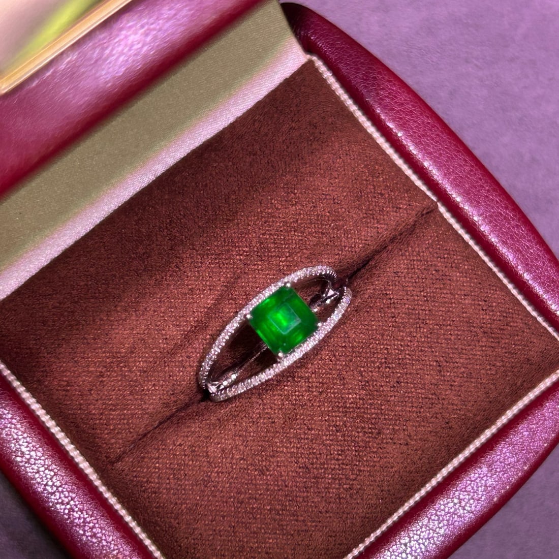 14k Gold 1.26 Ctw Vivid Green Natural Emerald & Diamond Ring - 5