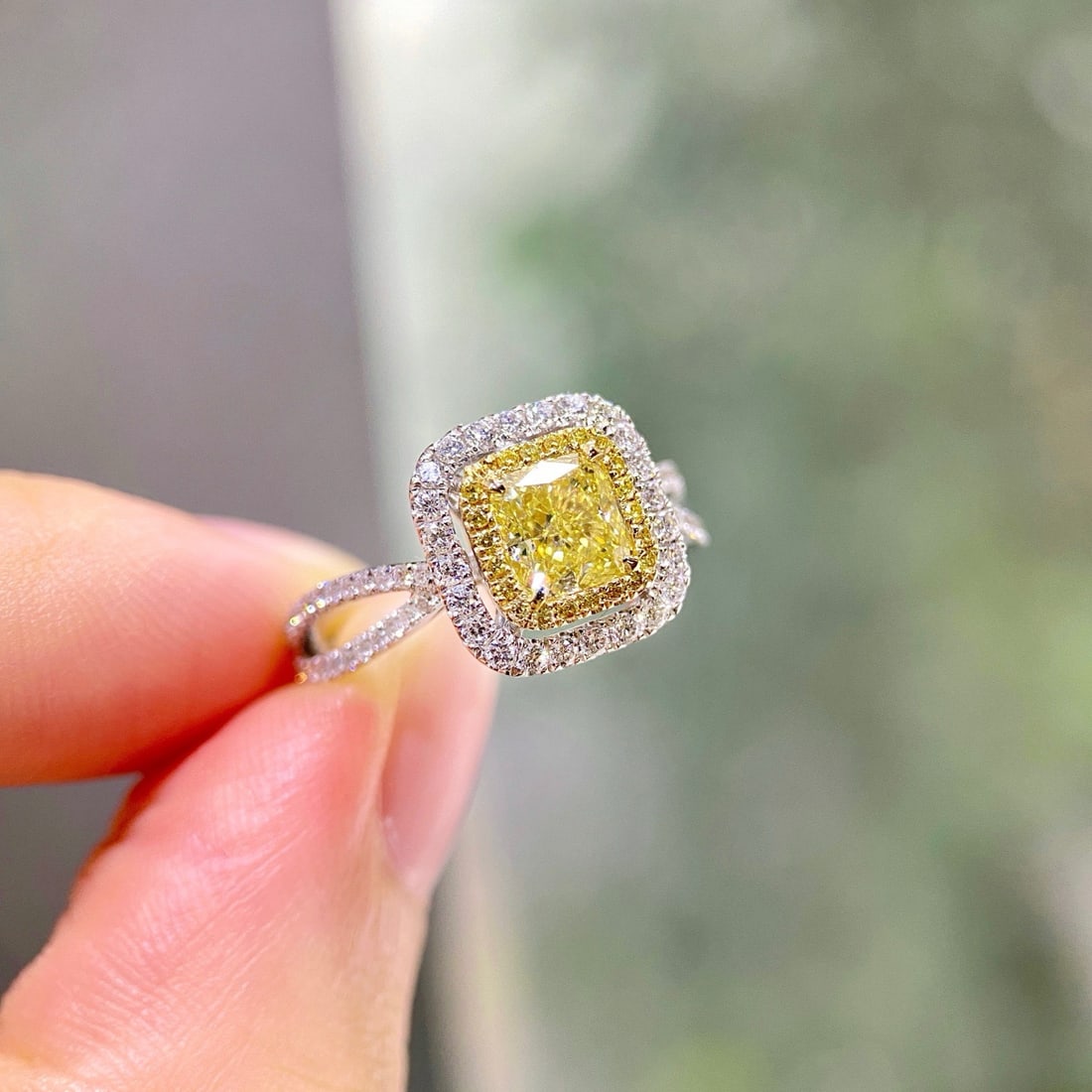 14k Gold 1.55 Ctw Natural Yellow Diamond & Diamond Ring - 2