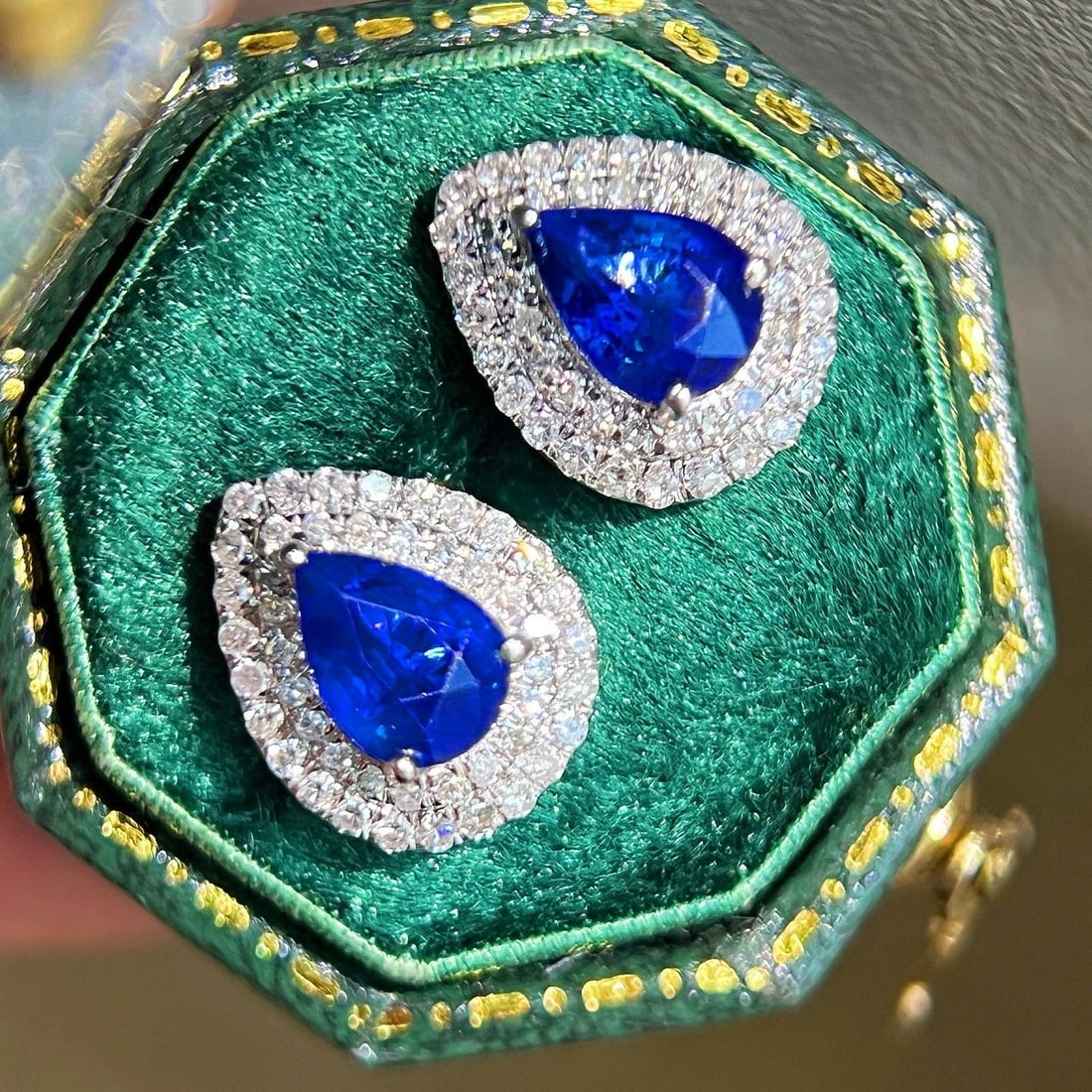 14k Gold 2.33 Ctw Vivid Blue Natural Sapphire & Diamond Earrings - 3