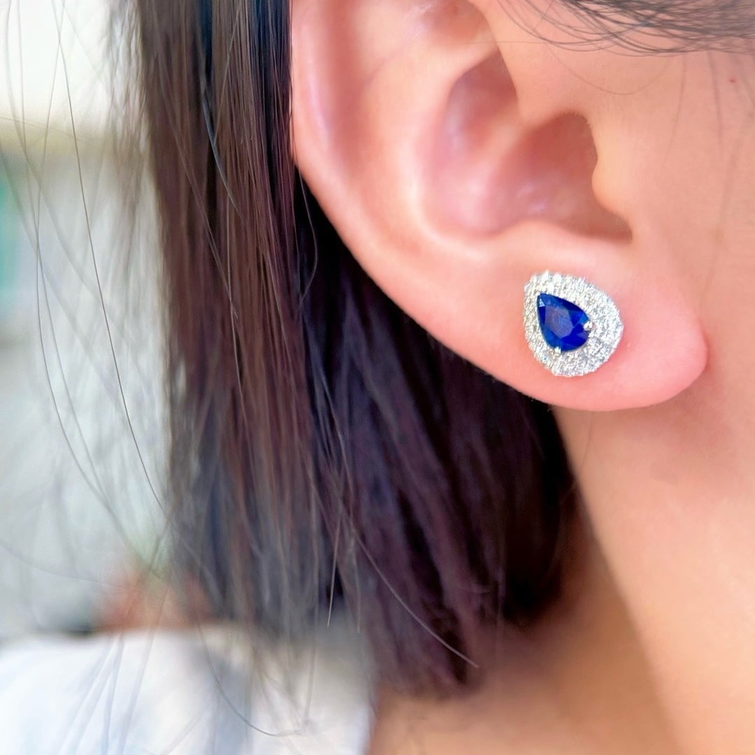 14k Gold 2.33 Ctw Vivid Blue Natural Sapphire & Diamond Earrings - 6