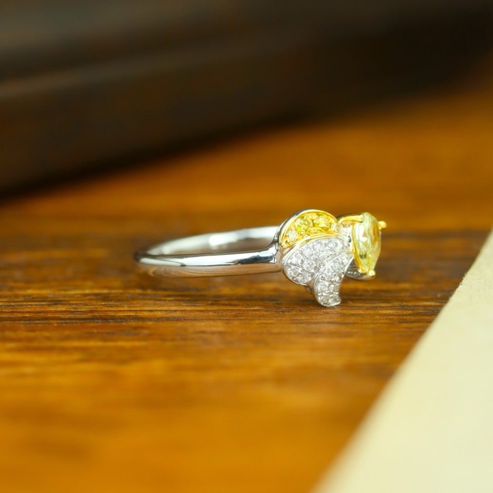 14k Gold 0.32 Ctw Natural Yellow Diamond & Diamond Ring - 4