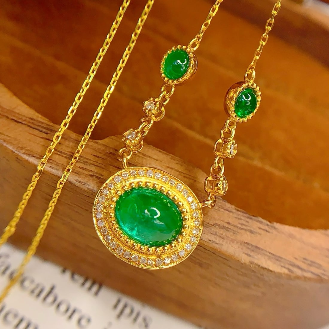 14k Gold 1.4 Ct Natural Emerald & Diamond Necklace - 2