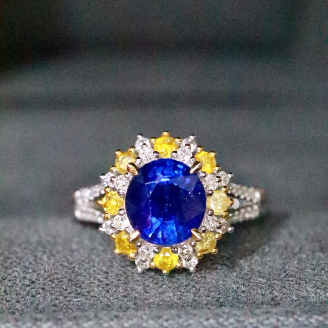 14k Gold 2.12 Ctw Natural Sapphire & Diamond Ring: Ref:231170448 // gold content:14k gold // ring size:7. 25us // // main gemstone:sapphire // shape:round // carat weight:1. 64ct // color:blue // treatment:natural // cut grade:g // // adjacent