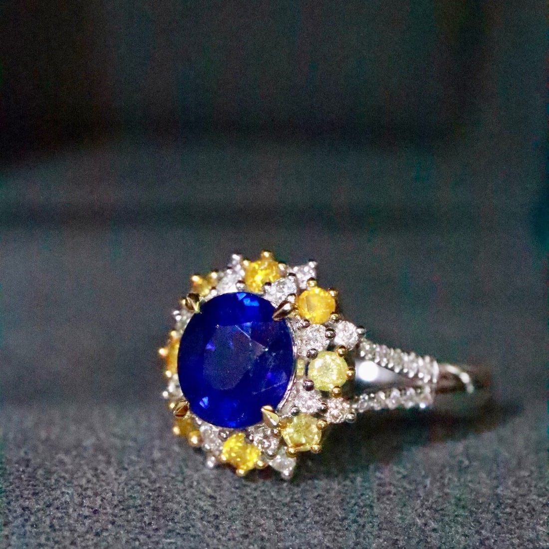 14k Gold 2.12 Ctw Natural Sapphire & Diamond Ring - 2