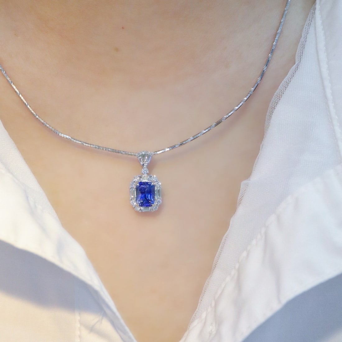 14k Gold 2.77 Ctw Natural Sapphire & Diamond Pendant( Without Chain ) - 5