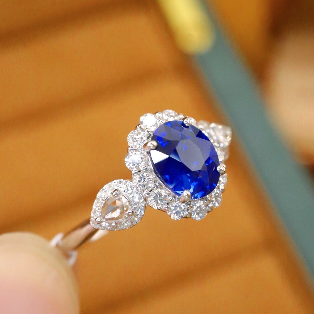 14k Gold 1.52 Ctw Vivid Blue Natural Sapphire & Diamond Ring - 2