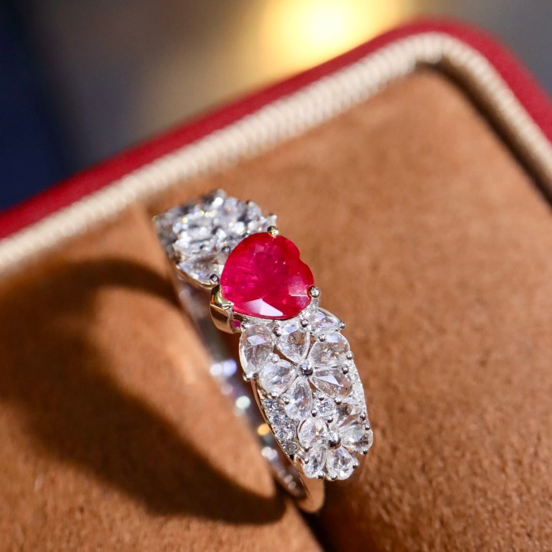 14k Gold 1.14 Ctw Natural Ruby & Diamond Ring - 5