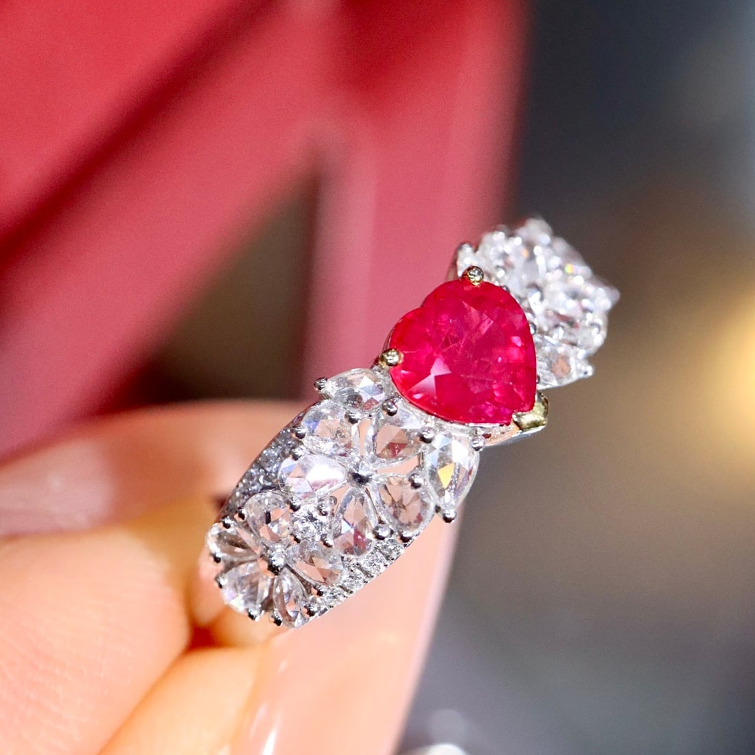 14k Gold 1.14 Ctw Natural Ruby & Diamond Ring - 8