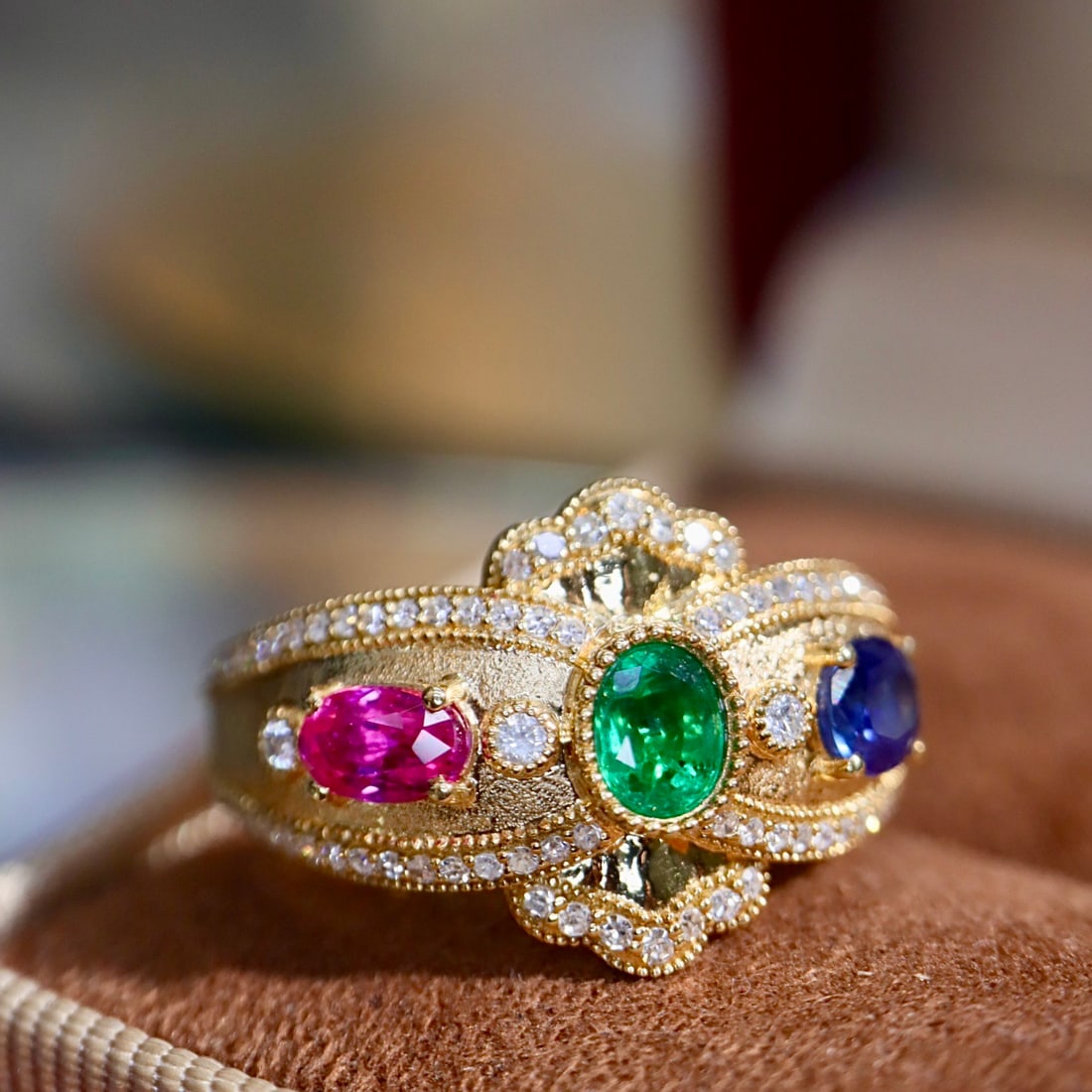 14k Gold 1.53 Ctw Natural Ruby & Sapphire & Emerald & Diamond Ring - 2