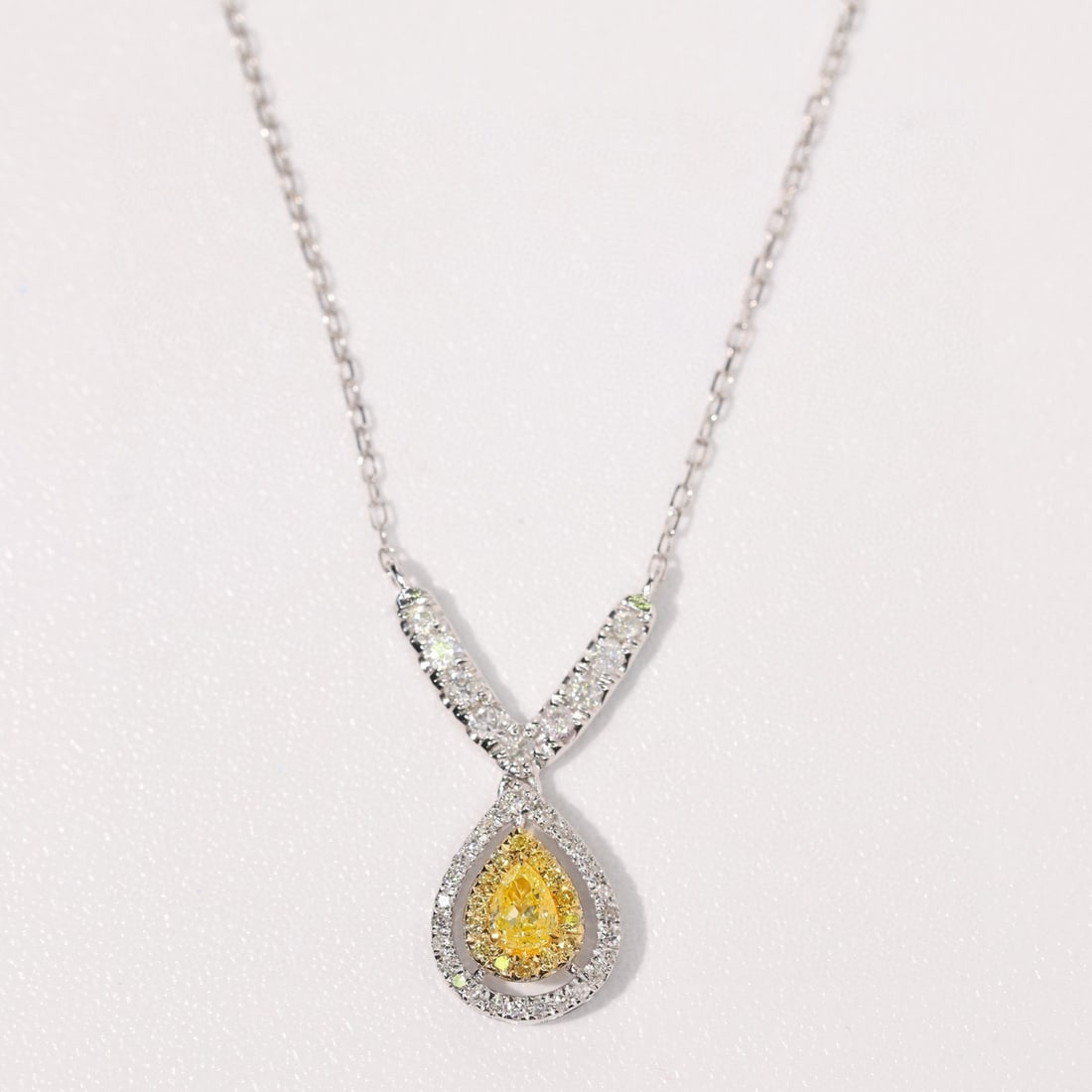 14k Gold 0.5 Ct Natural Color Diamond Necklace - 4