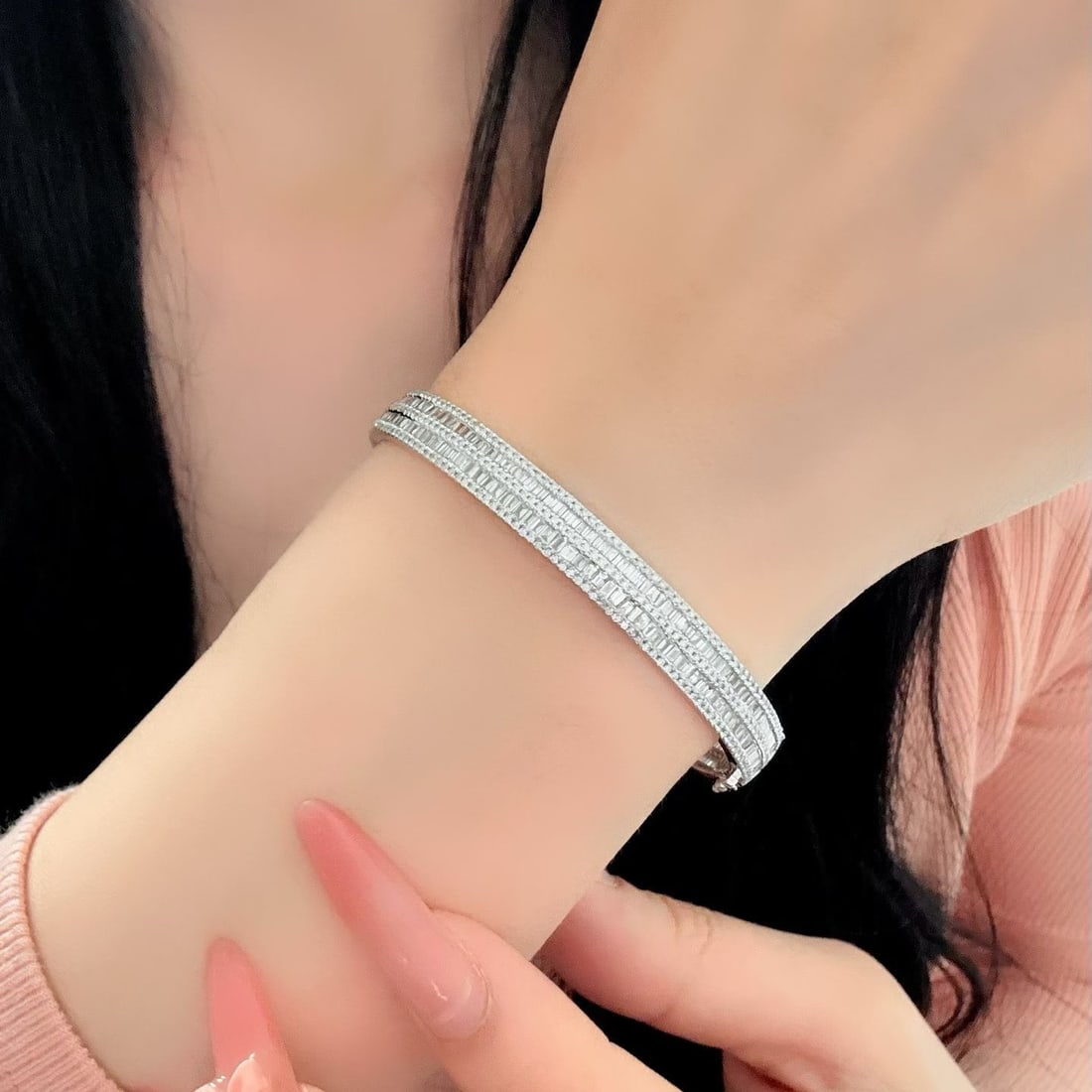 14k Gold 4.5 Ct Natural H Diamond Bangle - 5