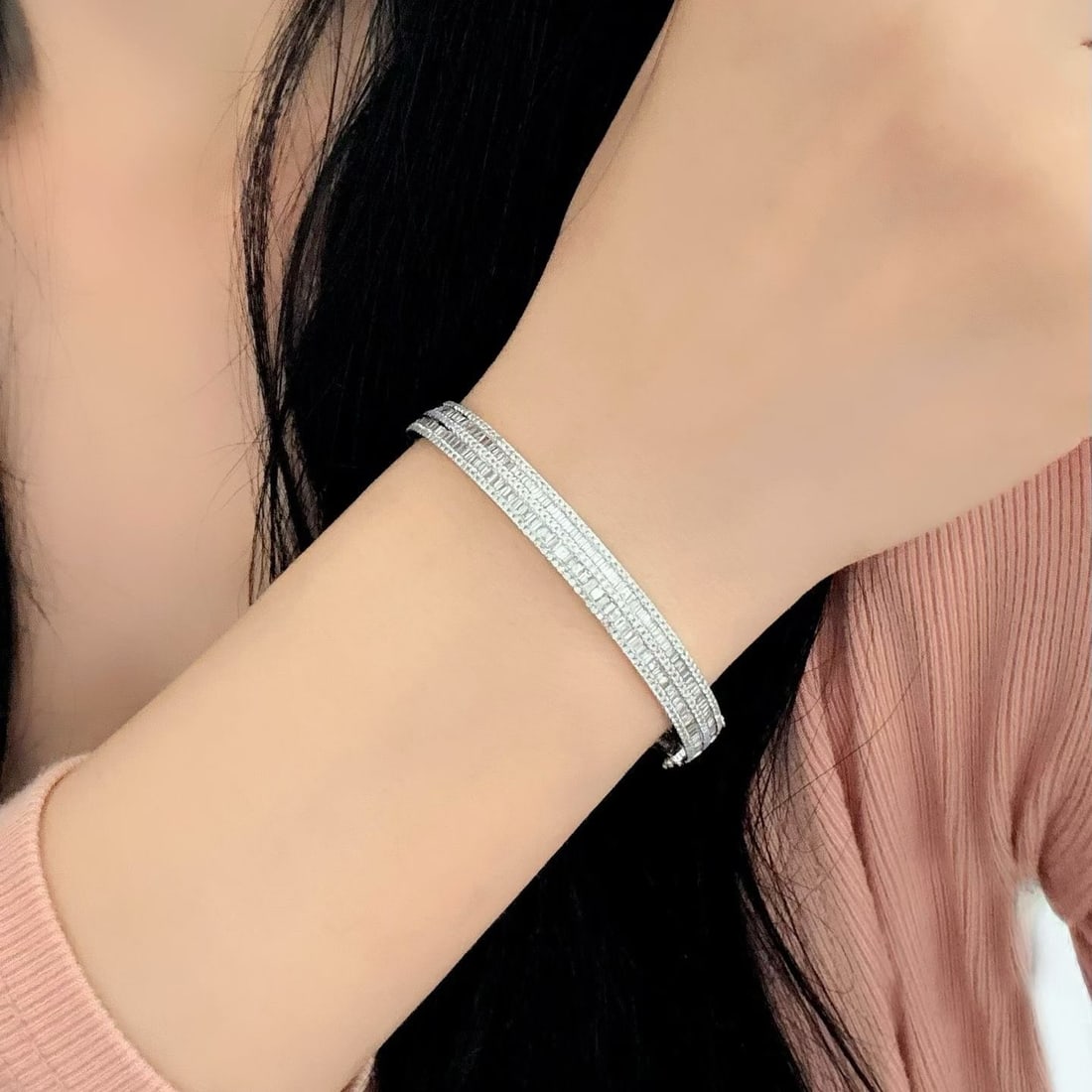 14k Gold 4.5 Ct Natural H Diamond Bangle - 6