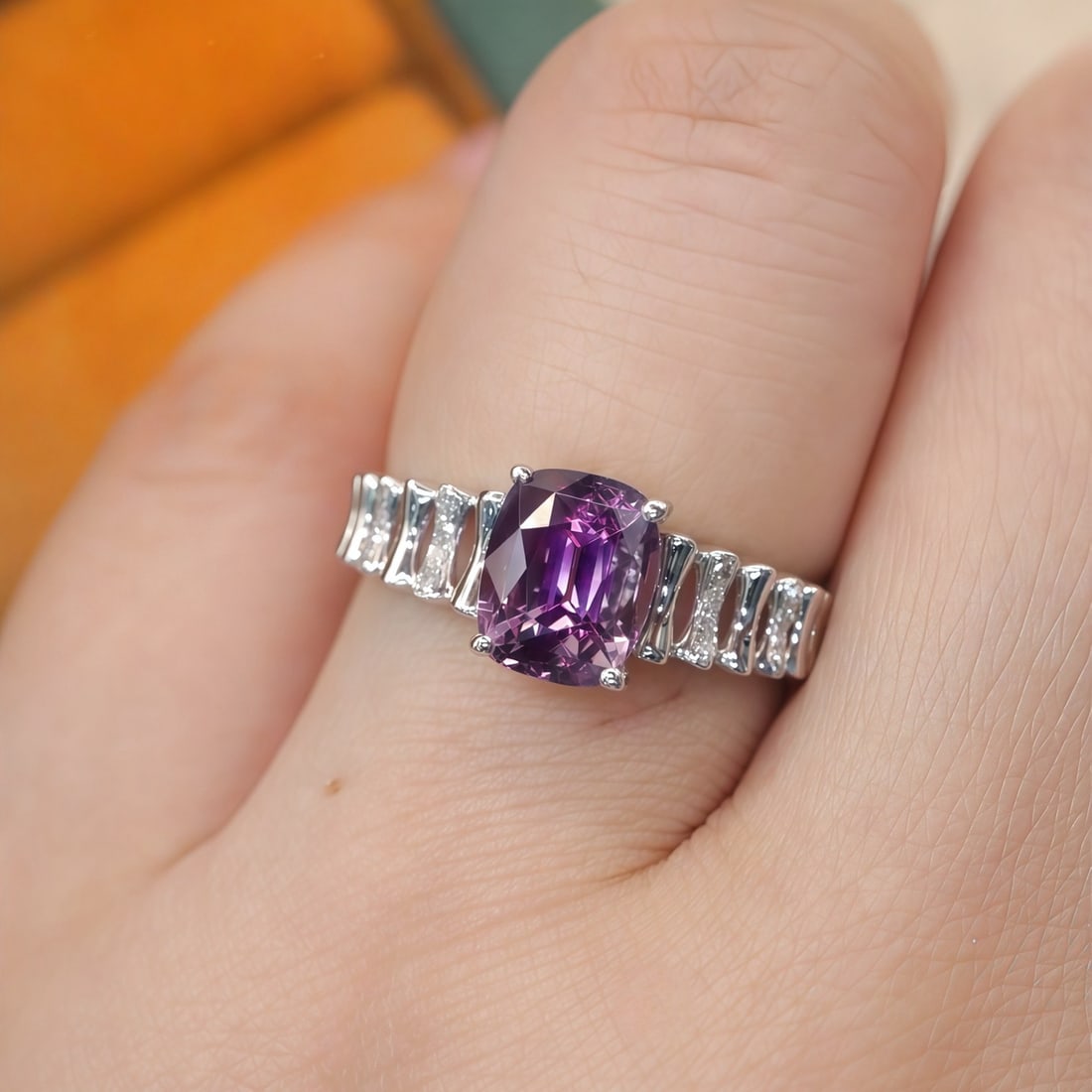 14k Gold 2.09 Ctw Natural Spinel & Diamond Ring - 5