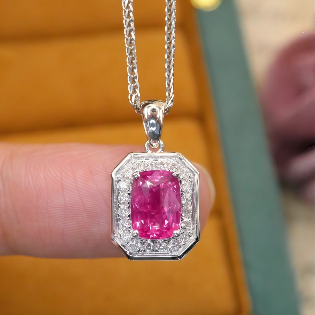 14k Gold 1.75 Ctw Natural Spinel & Diamond Pendant( Without Chain ): Ref:231167220 // gold content:14k gold // main gemstone:spinel // shape:cushion // carat weight:1. 55ct // color:pink // treatment:natural // // adjacent gemstone 2 : diamond // number of stones:20
