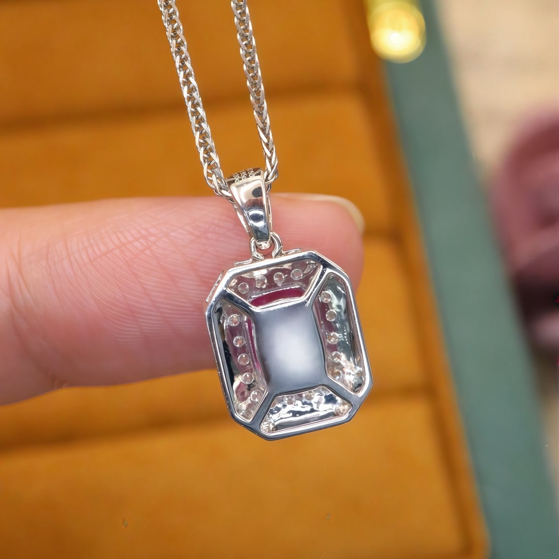 14k Gold 1.75 Ctw Natural Spinel & Diamond Pendant( Without Chain ) - 4