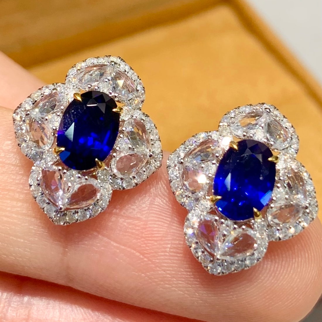 14k Gold 2.1 Ct Natural Sapphire & Diamond & Sapphire Earrings - 2