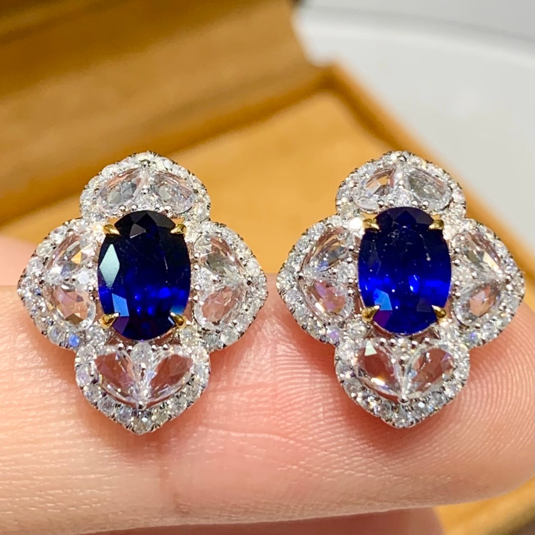 14k Gold 2.1 Ct Natural Sapphire & Diamond & Sapphire Earrings - 3