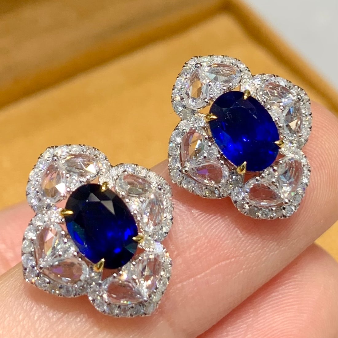 14k Gold 2.1 Ct Natural Sapphire & Diamond & Sapphire Earrings - 5