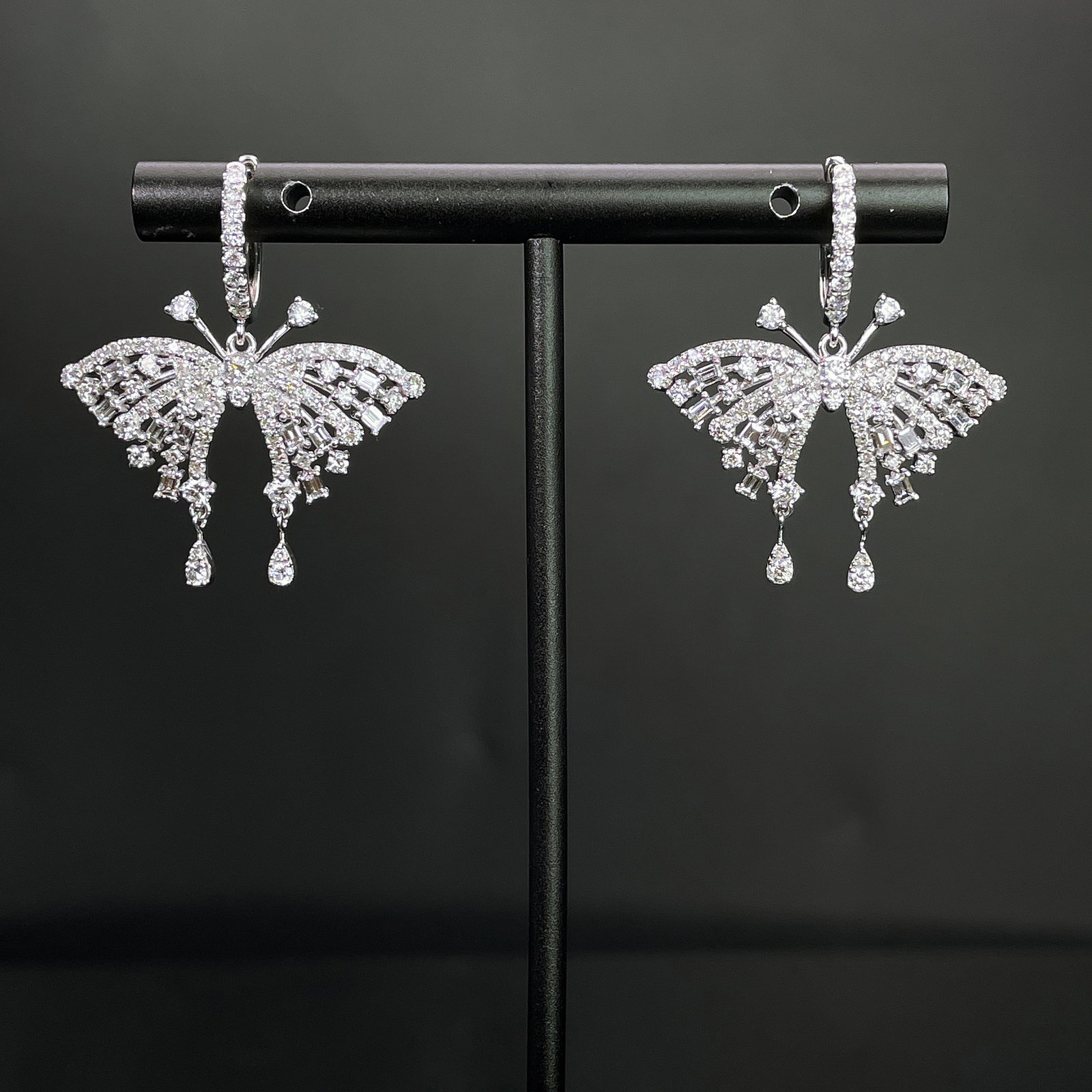 14k Gold 1.38 Ct Natural H Diamond & Butterfly Earrings: Ref:231168009 // gold content:14k gold // main gemstone:diamond // shape:multiple // carat weight:1. 38ct // clarity grade:vs-si // color:h // treatment:natural // Condition: New Low Estimate: 5500.00