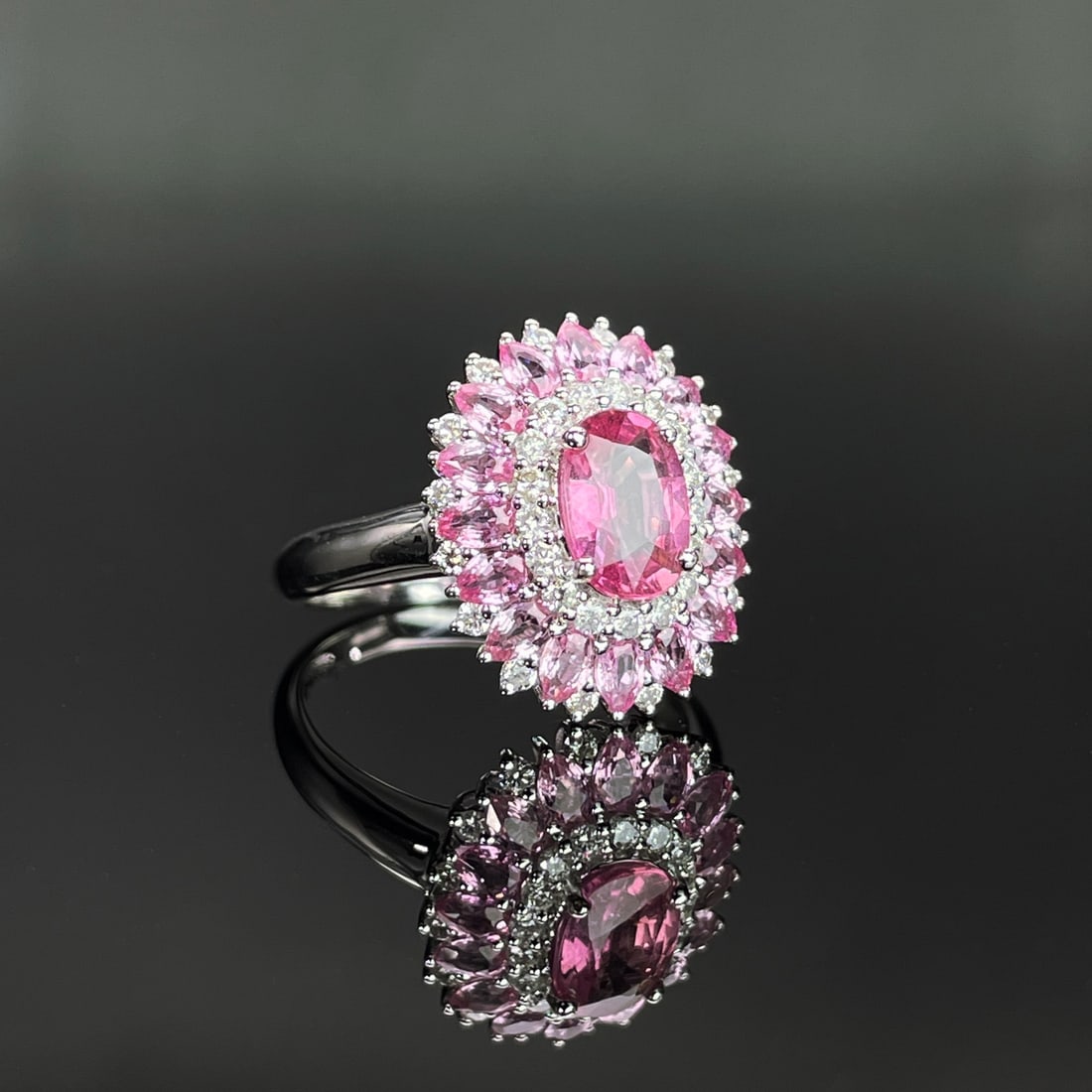 14k Gold 1.35 Ctw Natural Padparadscha Sapphire & Diamond Ring - 3