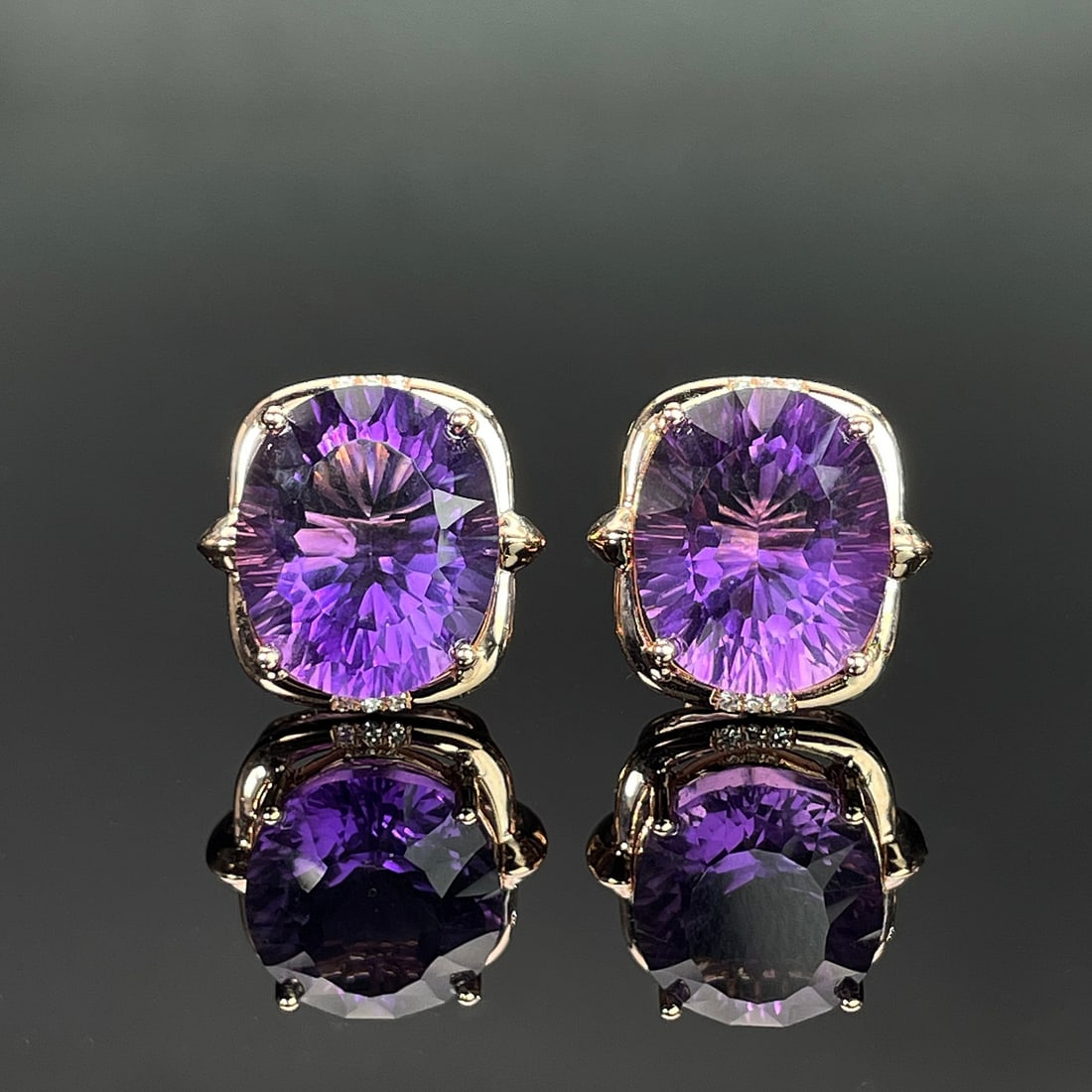 14k Gold 9.17 Ctw Natural Amethyst & Diamond Earrings: Ref:231168022 // gold content:14k gold // main gemstone:amethyst // shape:oval // carat weight:9. 14ct // color:purple // treatment:natural // // adjacent gemstone 2 : diamond // shape:round // carat 