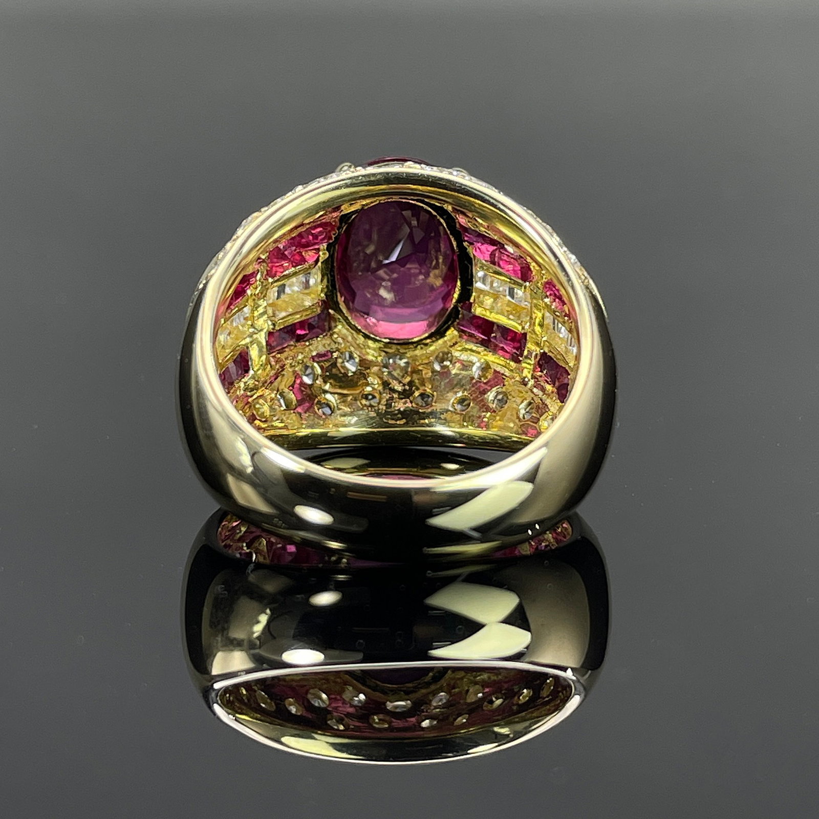 14k Gold 4.5 Ctw Natural Ruby & Diamond Ring - 4