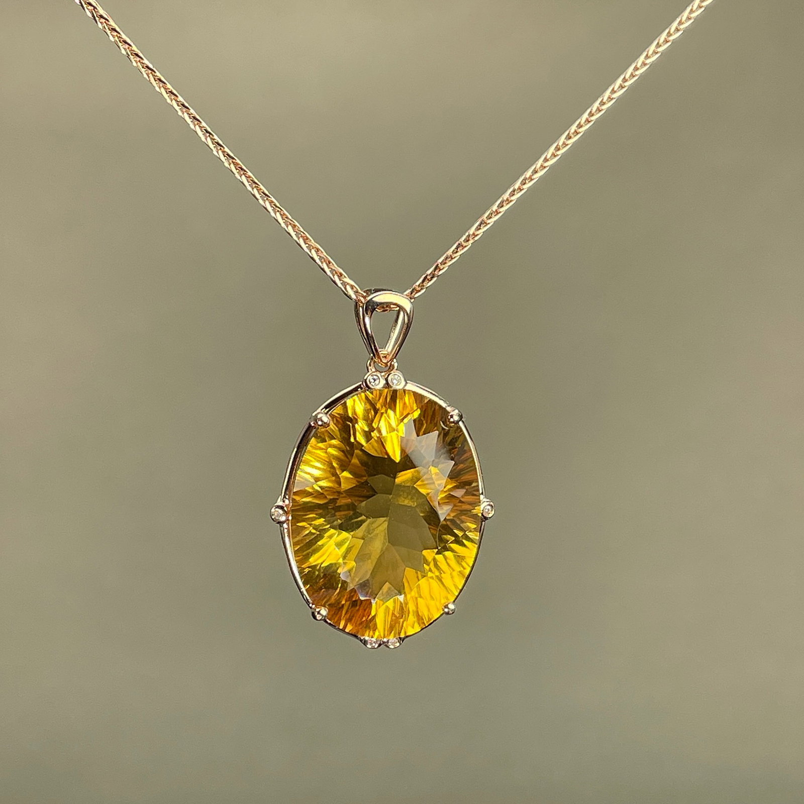 14k Gold 15.02 Ctw Natural Citrine & Diamond Pendant( Without Chain ): Ref:231168032 // gold content:14k gold // main gemstone:citrine // shape:oval // carat weight:15ct // color:yellow // treatment:natural // // adjacent gemstone 2 : diamond // shape:round // carat