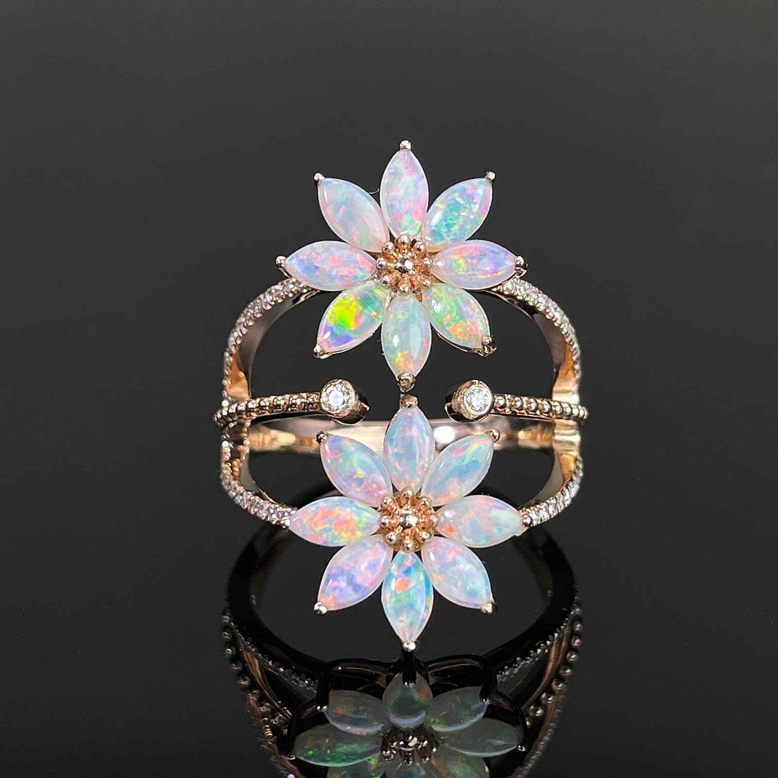 14k Gold 1.0 Ctw Natural Opal & Diamond Ring: Ref:231168034 // gold content:14k gold // ring size:7. 25us // // main gemstone:opal // shape:marquise // carat weight:0. 8ct // color:color // treatment:natural // // adjacent gemstone 2 : diamond
