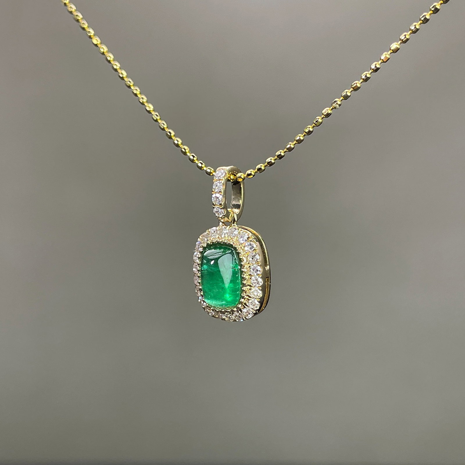 14k Gold 0.84 Ctw Natural Emerald & Diamond Pendant( Without Chain ) - 2