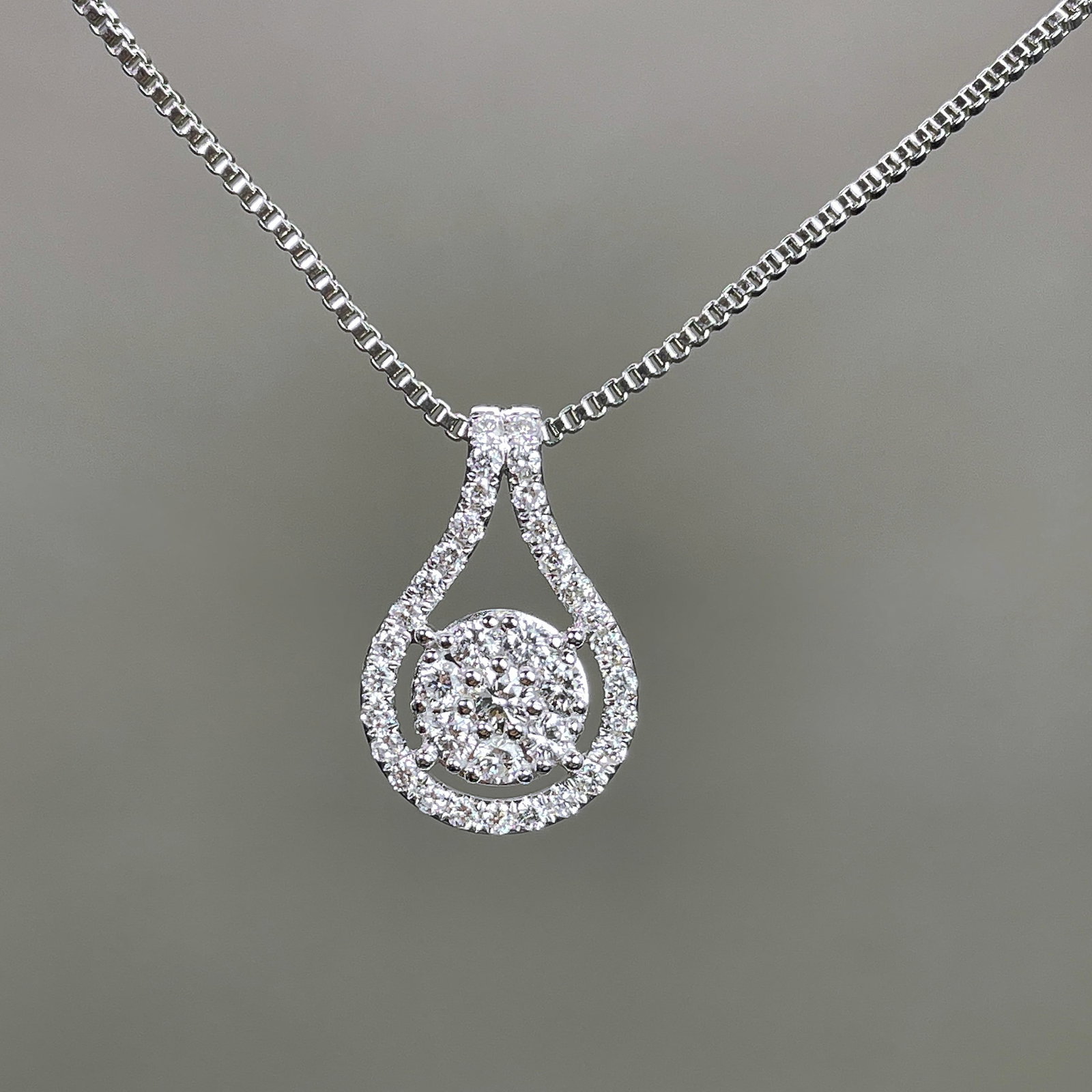 14k Gold 0.52 Ct Natural H Diamond Pendant( Without Chain ): Ref:231168042 // gold content:14k gold // main gemstone:diamond // shape:round // carat weight:0. 52ct // clarity grade:vs-si // color:h // treatment:natural // cut grade:g // Condition: New Low