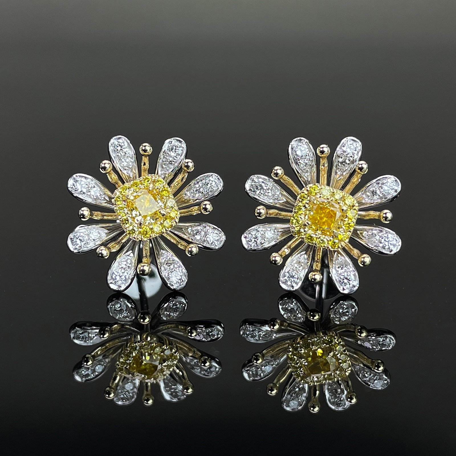 14k Gold 0.72 Ctw Natural Yellow Diamond & Diamond & Flowers Earrings: Ref:231168043 // gold content:14k gold // main gemstone:yellow diamond // shape:cushion // carat weight:0. 36ct // color:yellow // treatment:natural // // adjacent gemstone 2 : diamond // shape:round 