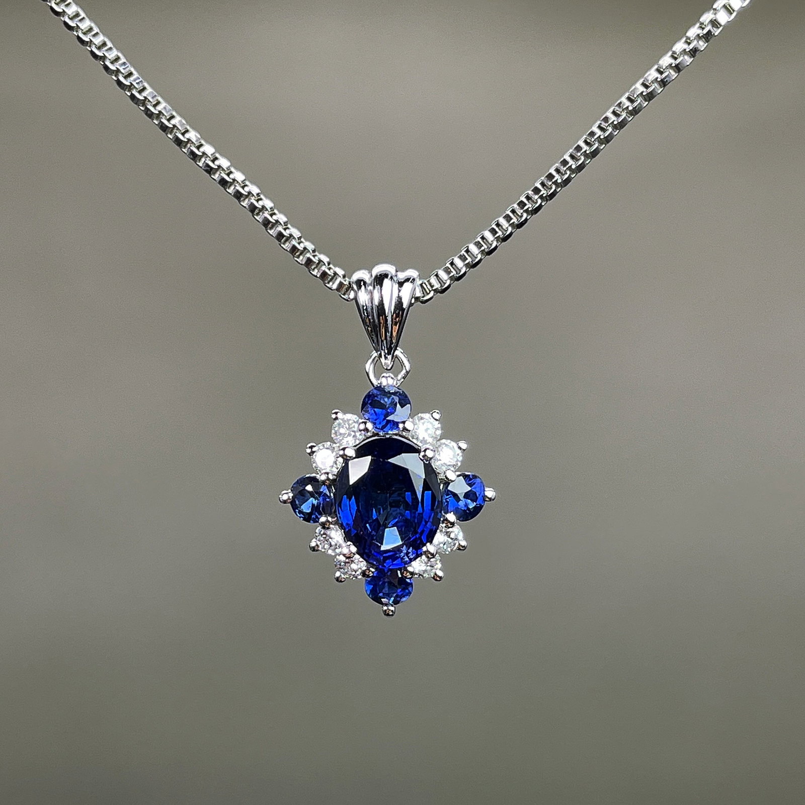14k Gold 1.18 Ctw Natural Sapphire & Diamond Pendant( Without Chain ): Ref:231168061 // gold content:14k gold // main gemstone:sapphire // shape:oval // carat weight:1. 02ct // color:blue // treatment:natural // // adjacent gemstone 2 : diamond // shape:round // carat