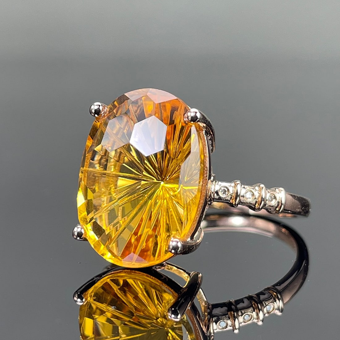 14k Gold 6.52 Ctw Natural Citrine & Diamond Ring - 2