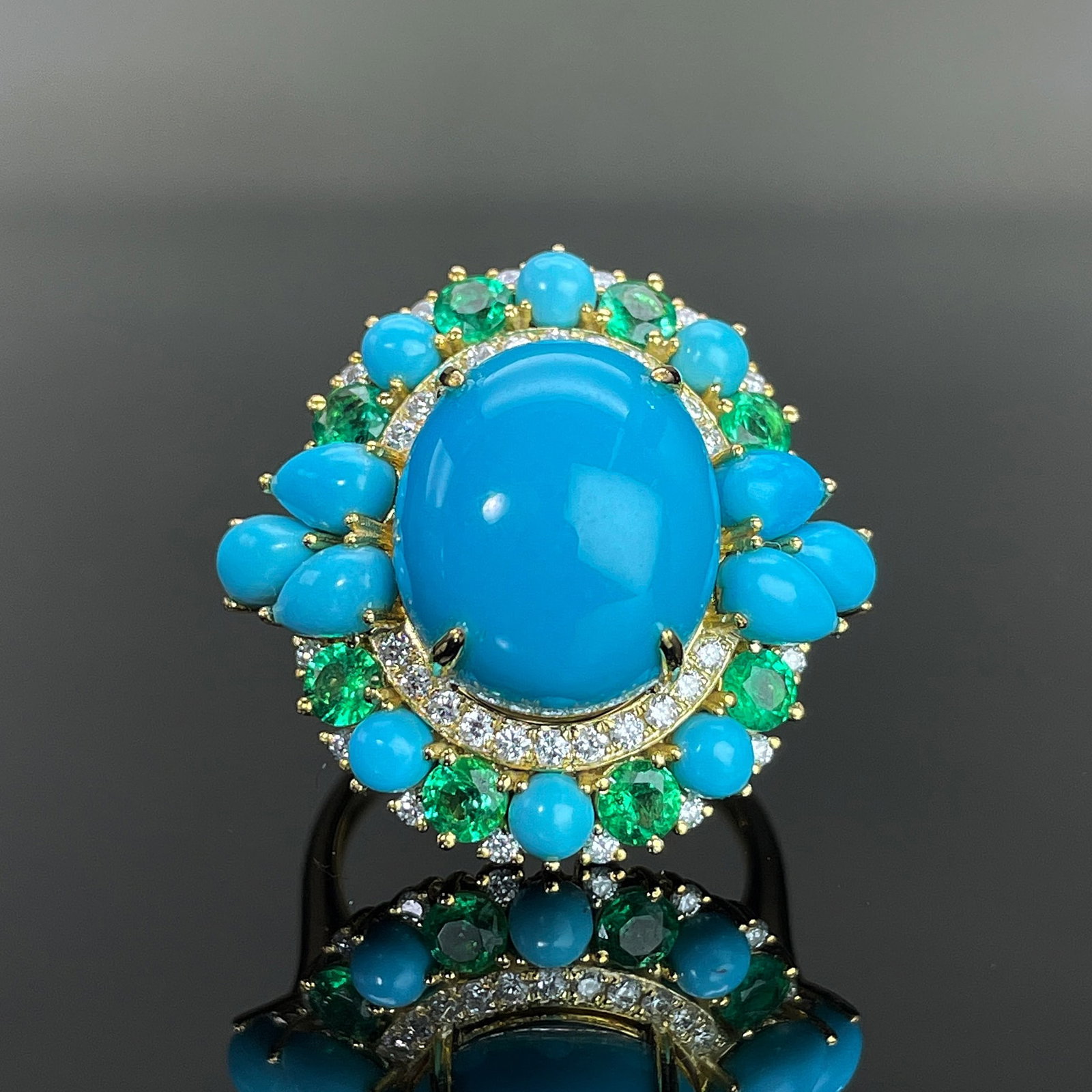 14k Gold 8.6 Ctw Natural Blue Turquoise & Diamond Ring: Ref:231168068 // gold content:14k gold // ring size:7. 25us // // main gemstone:blue turquoise // shape:oval // carat weight:8. 2ct // color:blue // treatment:natural // // adjacent gemstone 2 :