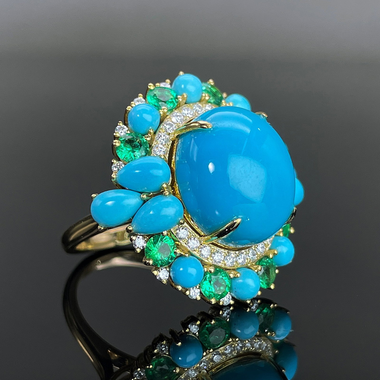 14k Gold 8.6 Ctw Natural Blue Turquoise & Diamond Ring - 3