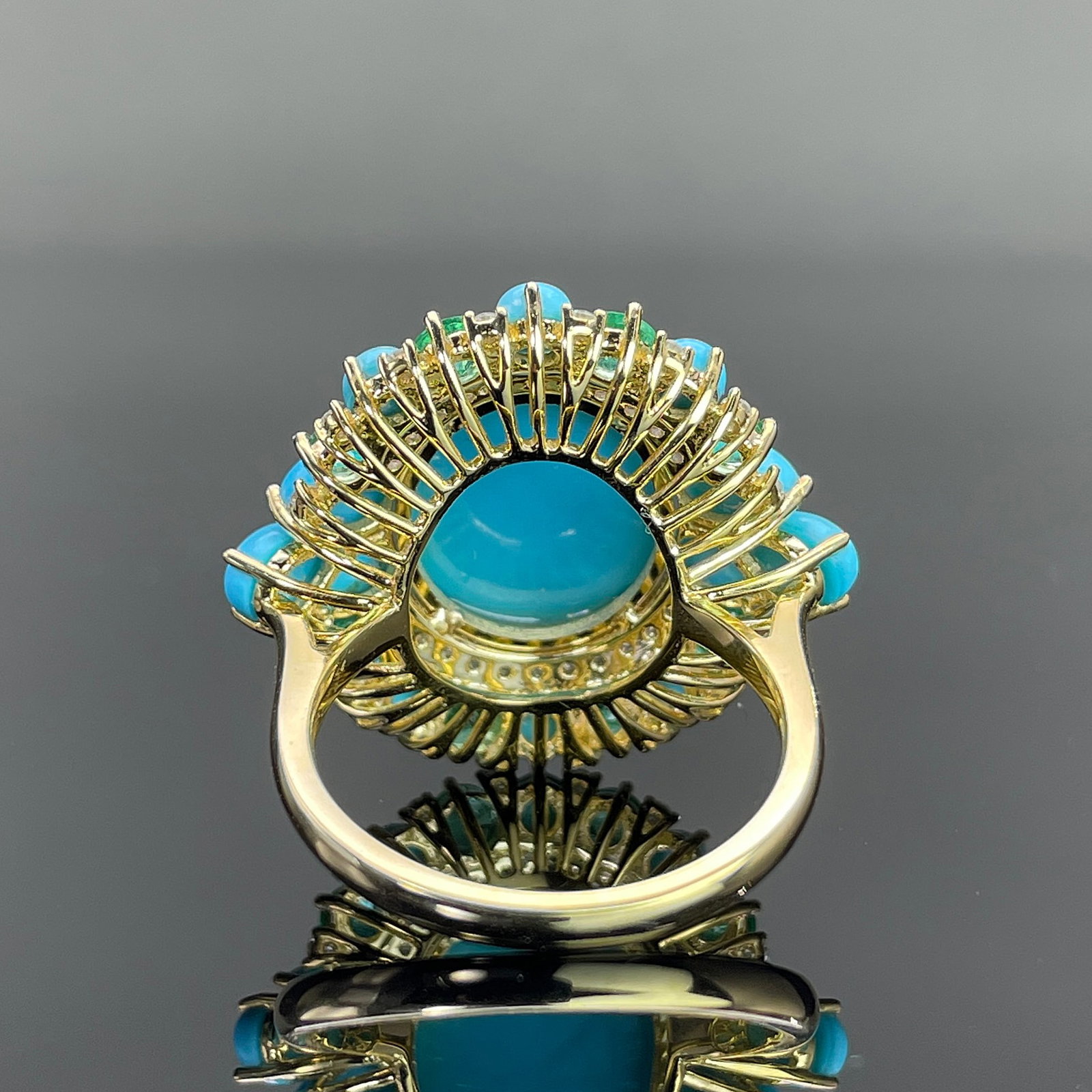 14k Gold 8.6 Ctw Natural Blue Turquoise & Diamond Ring - 4