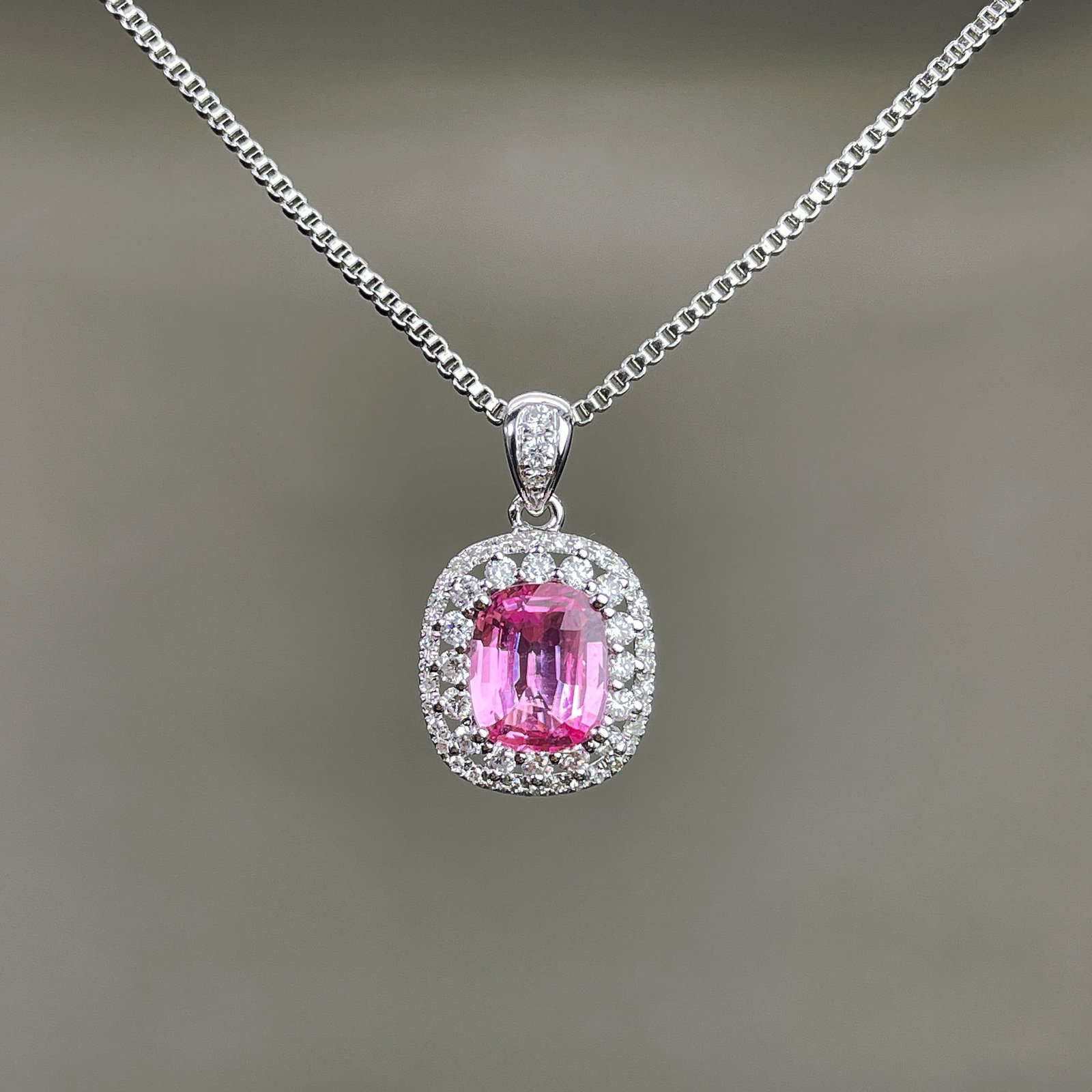 14k Gold 1.5 Ctw Natural Padparadscha Sapphire & Diamond Pendant( Without Chain ): Ref:231168072 // gold content:14k gold // main gemstone:padparadscha sapphire // shape:cushion // carat weight:1. 2ct // color:orangish pink // treatment:natural // // adjacent gemstone 2 : diamond