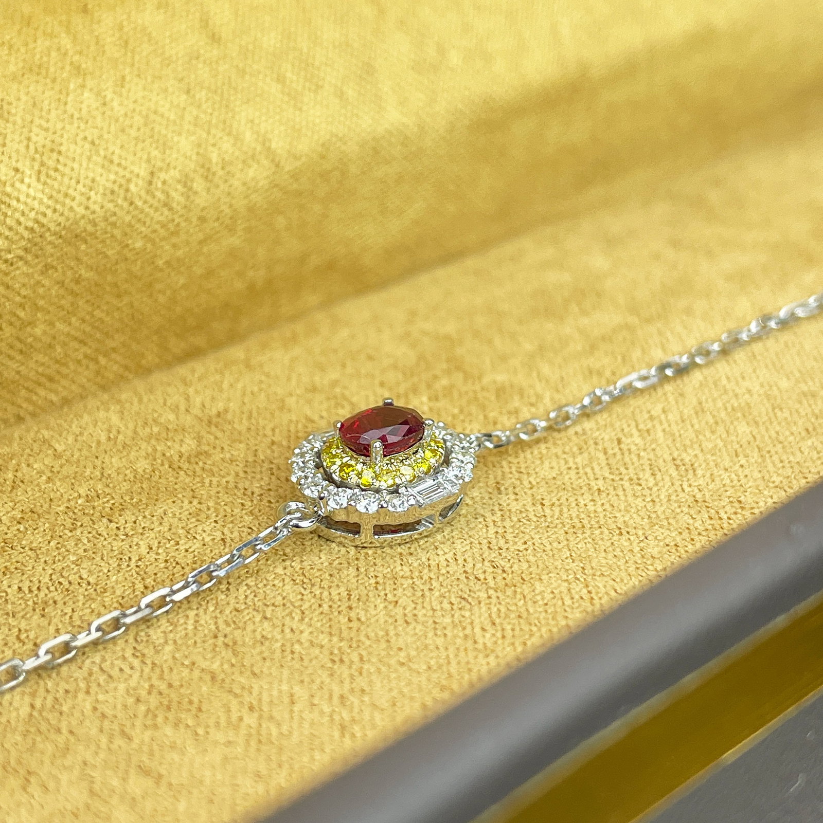 14k Gold 0.62 Ctw Natural Ruby & Diamond Bracelet - 3