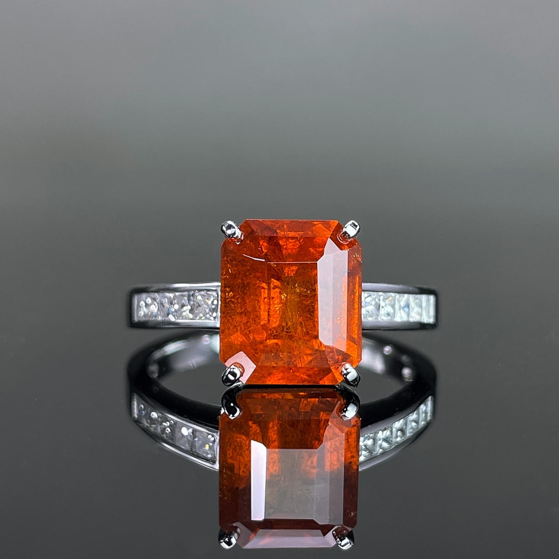 14k Gold 3.8 Ctw Natural Spessartine & Diamond Ring: Ref:231168084 // gold content:14k gold // ring size:7. 25us // // main gemstone:spessartine // shape:octagonal // carat weight:3. 6ct // color:orange // treatment:natural // // adjacent gemstone 2 :