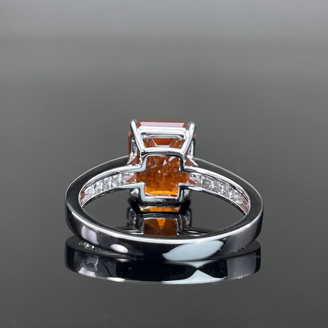 14k Gold 3.8 Ctw Natural Spessartine & Diamond Ring - 4
